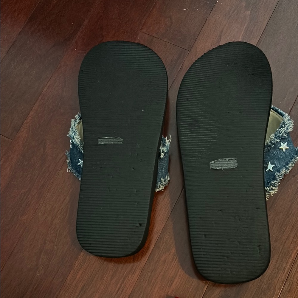 Denim Star Flip Flops - Picture 2 of 2